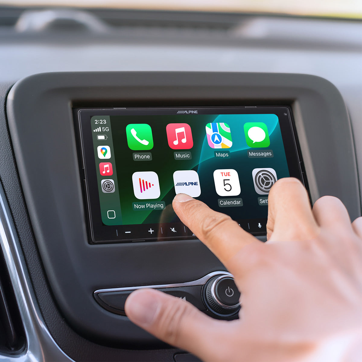 Alpine ILX-W770 7" Ultra-Shallow Multimedia Receiver