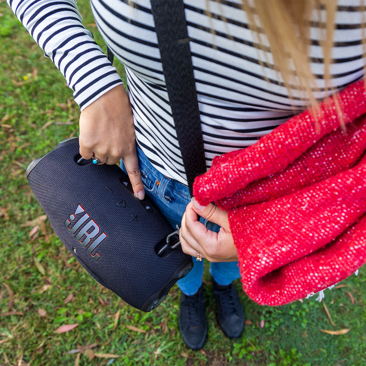 JBL Xtreme 4 Portable Waterproof Bluetooth Speaker (Black)