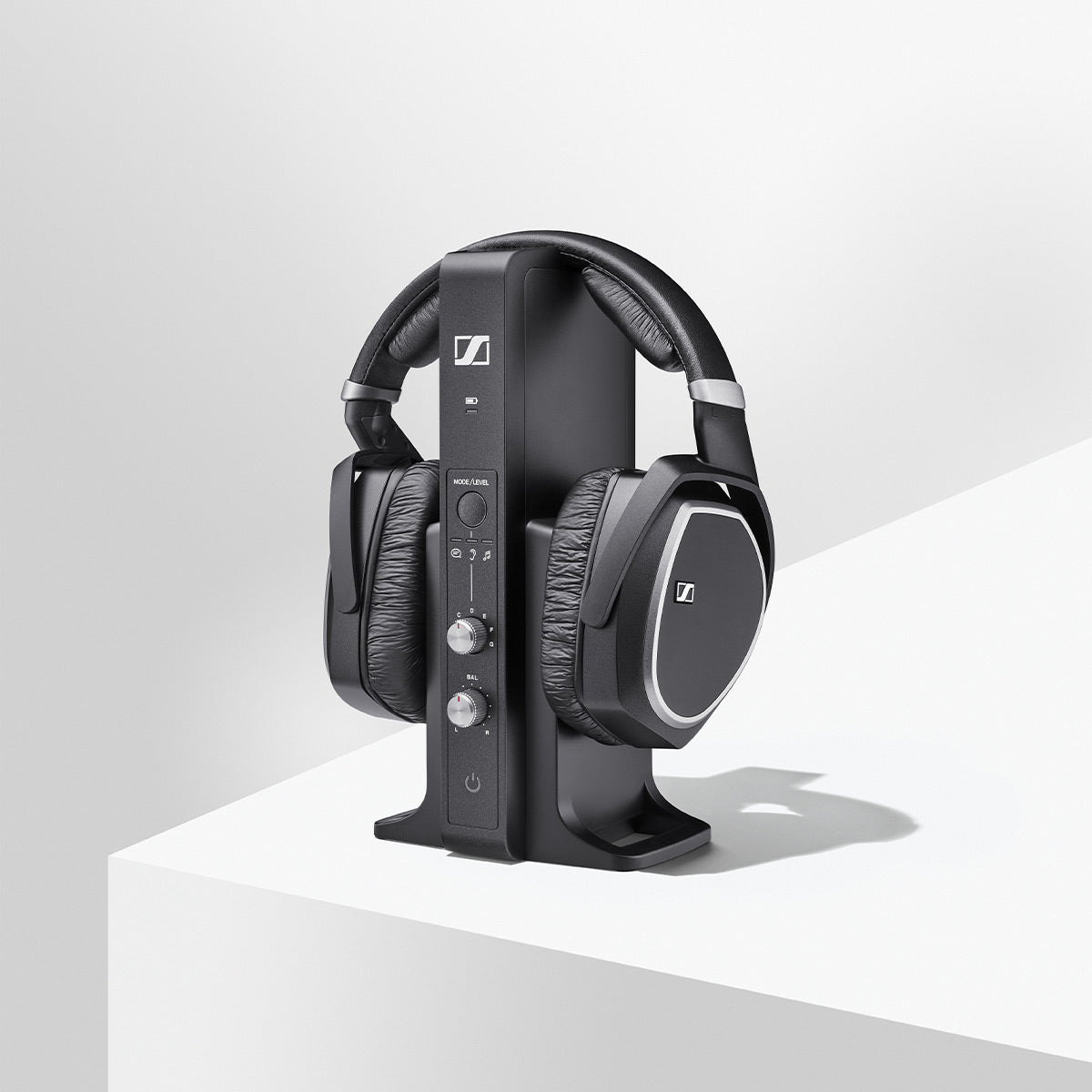 Sennheiser RS195 Over-Ear Closed Headphones (Black)