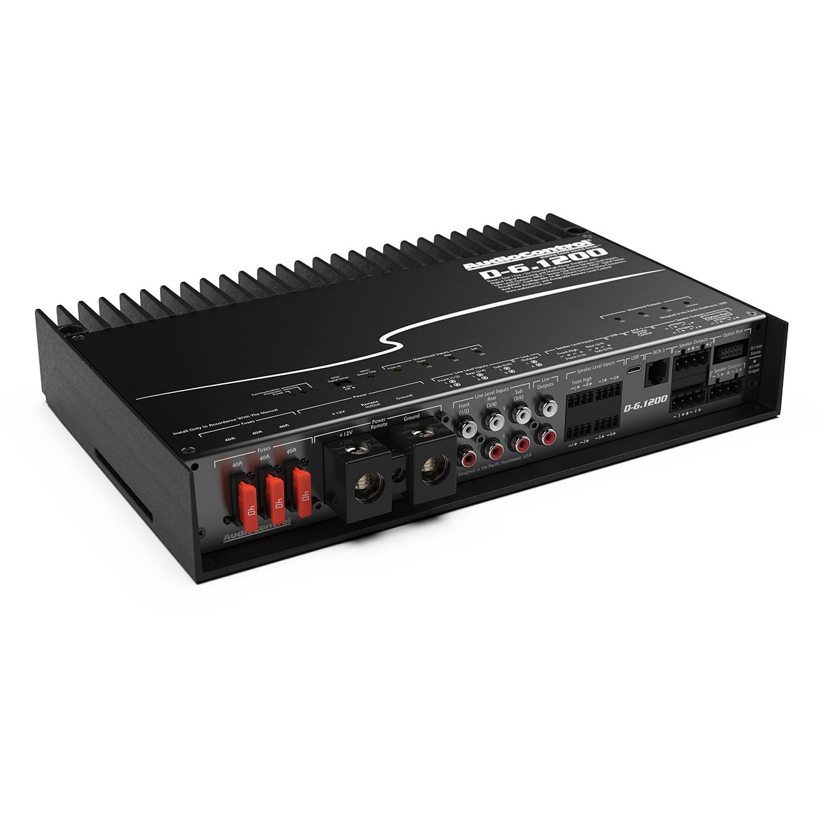 6-channel car amplifier with DSP and Accubass technology