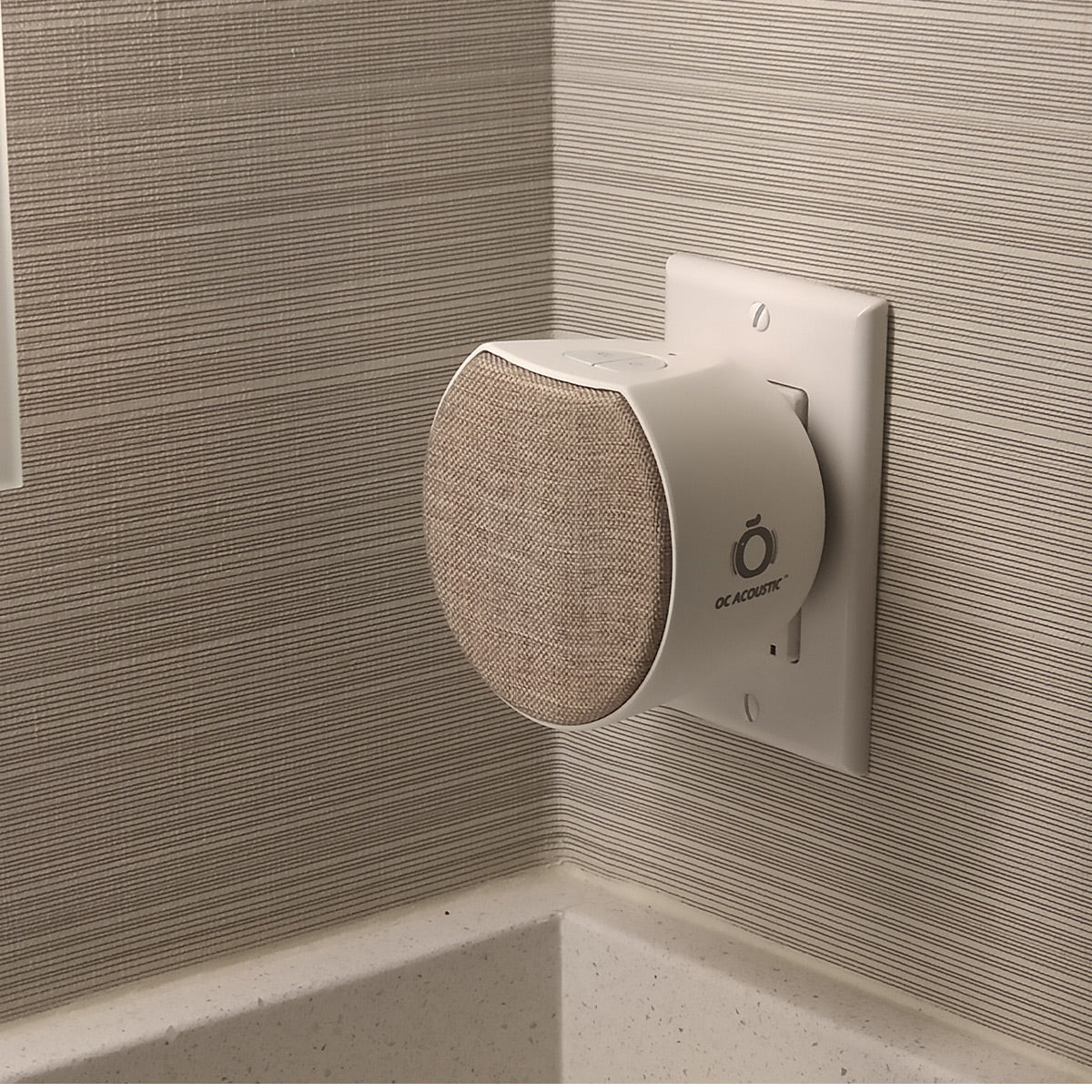 OC Acoustic Newport Plug-in Outlet Speaker with Bluetooth 5.1 and Built-in USB Type-A Charging Port - Set of 4 (Champagne/White)