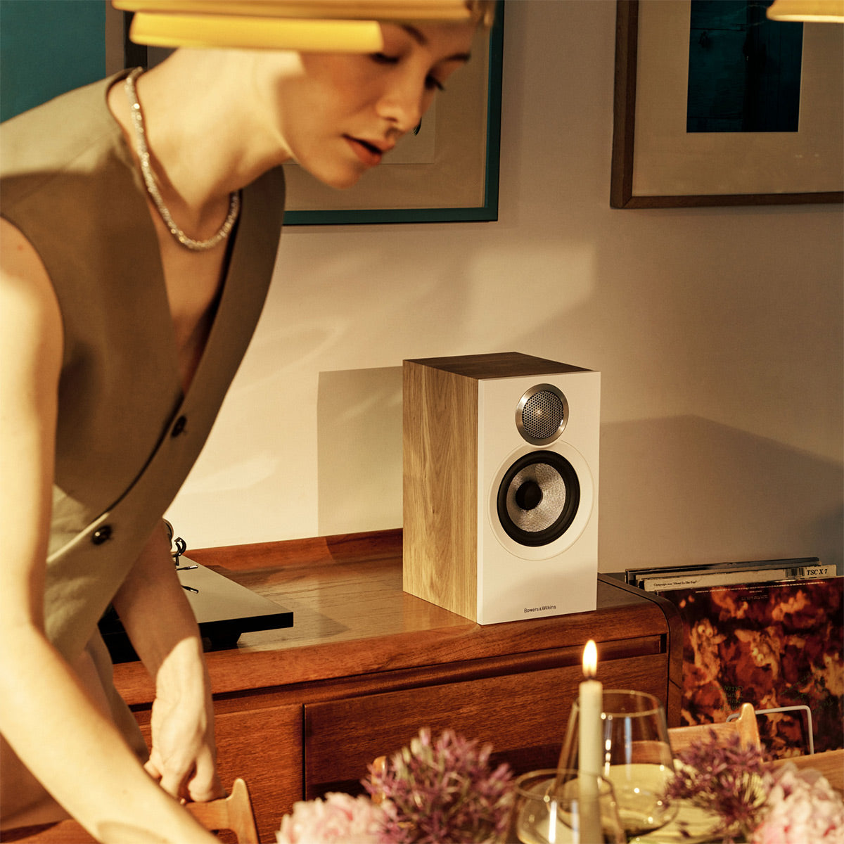 Bowers & Wilkins 607 S3 2-Way Bookshelf Speaker with 5" Continuum Cone Driver - Pair (Oak)