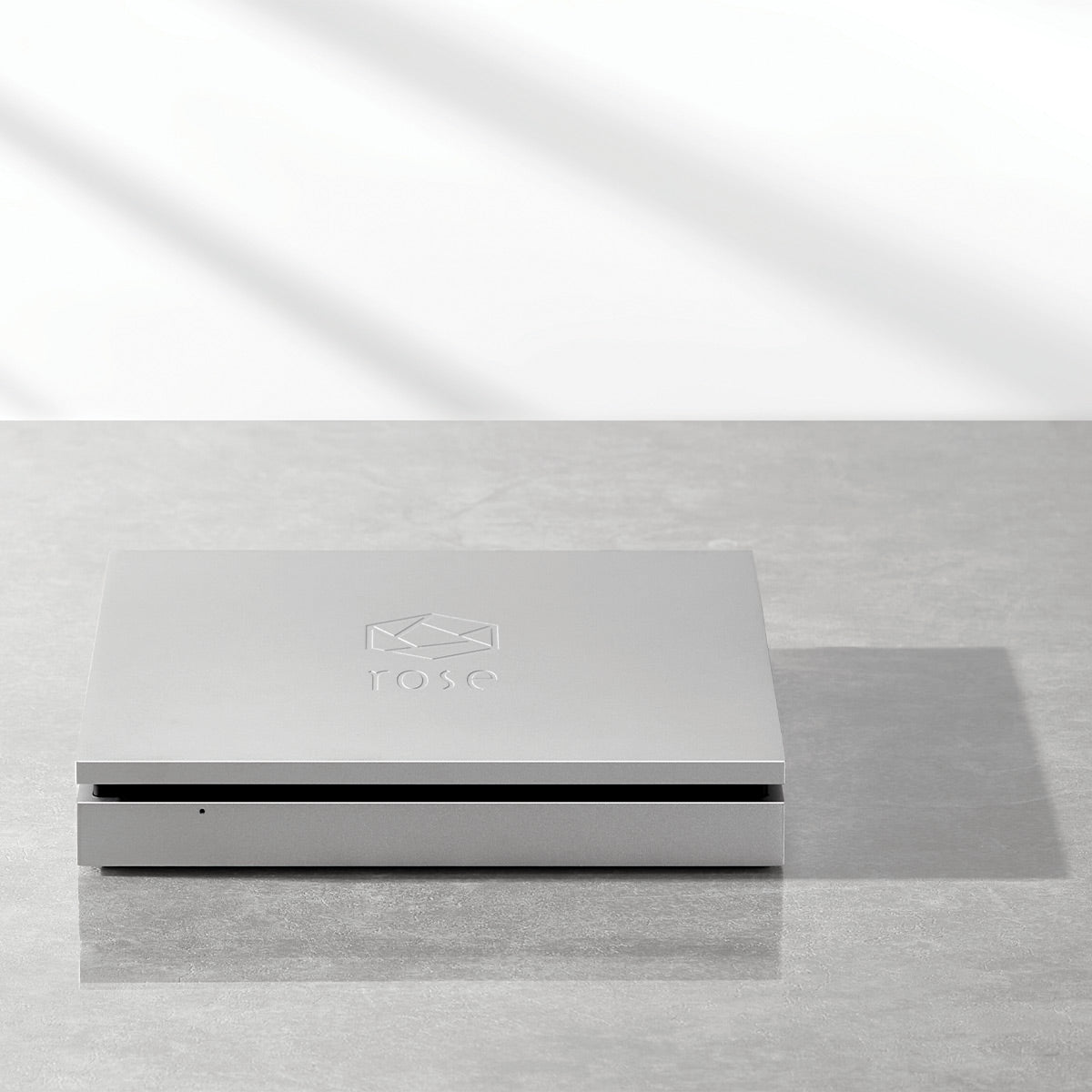 HiFi Rose RS520 Wireless Network Streamer & Integrated Amplifier with Built-In ESS Sabre DAC (Silver) with RSA780 Reference CD Drive and Ripper