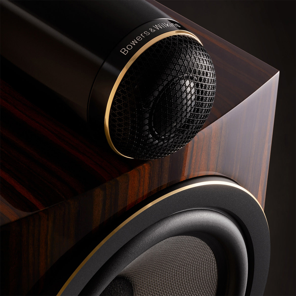 Bowers & Wilkins 705 S3 Signature 2-Way Bookshelf Speakers - Pair (Datuk Gloss)