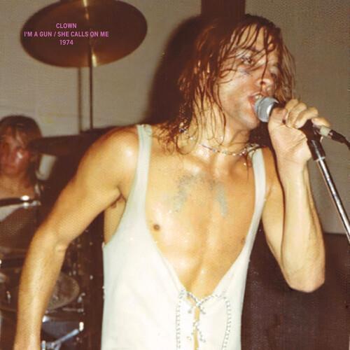 I'm a Gun / She Calls on Me - 7-Inch Single