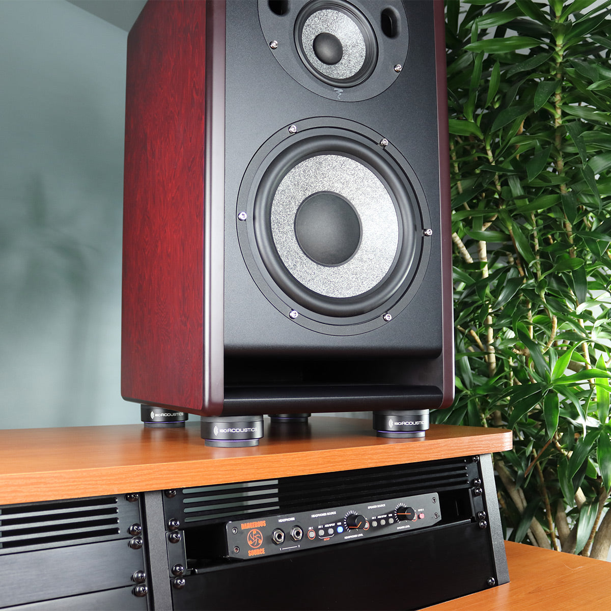 IsoAcoustics ISO-PUCK 76 Isolator Feet for Large Studio Monitors and Speakers (Pair)