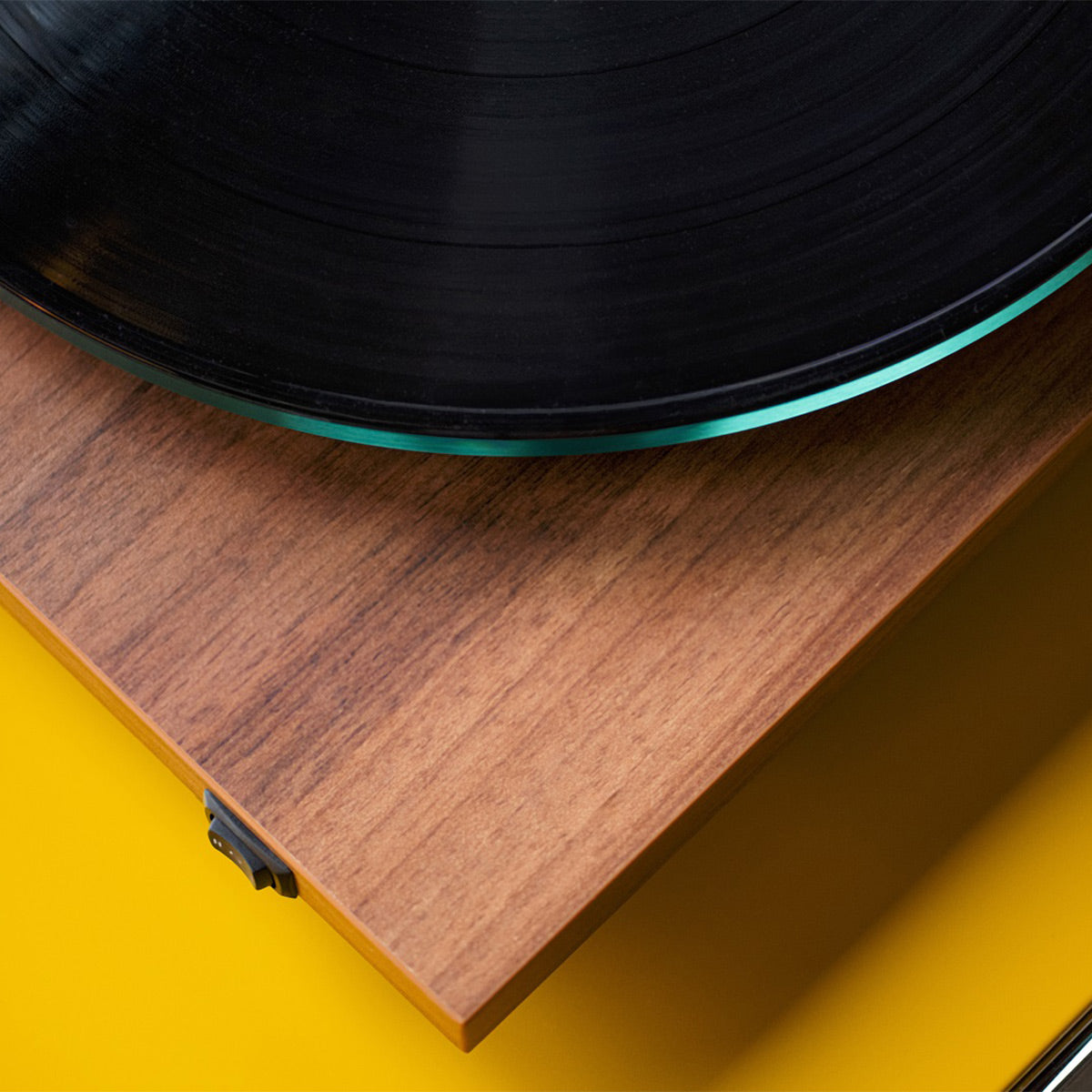 Pro-Ject T2 Turntable with Sumiko Rainier Cartridge (Satin Walnut)