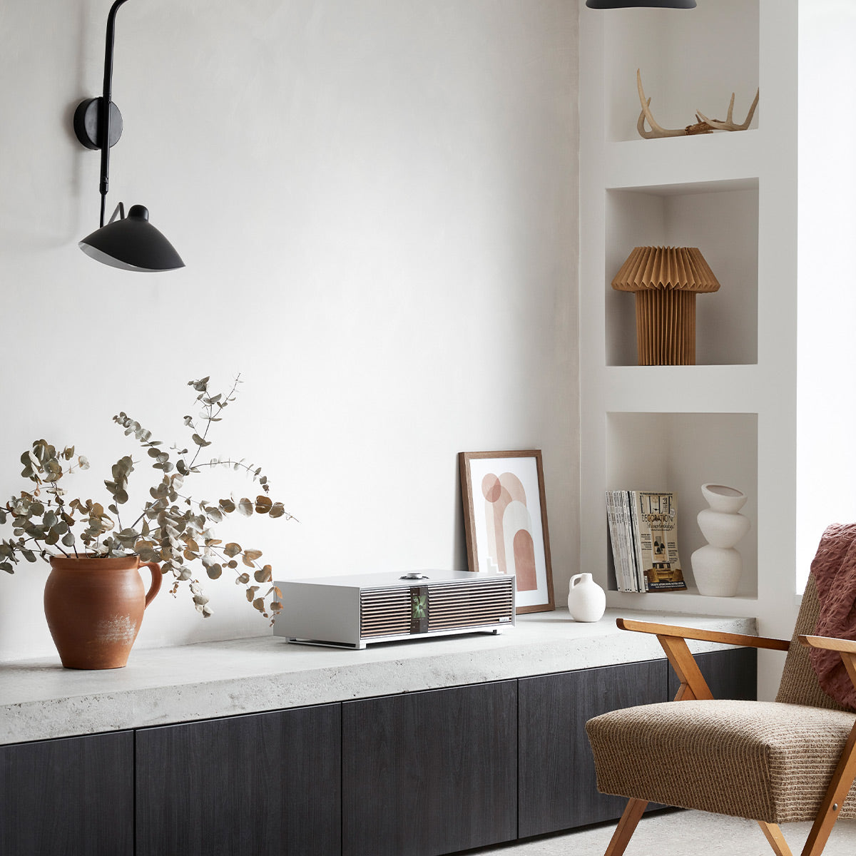 Ruark Audio R410 Integrated Music System (Soft Grey/Walnut)