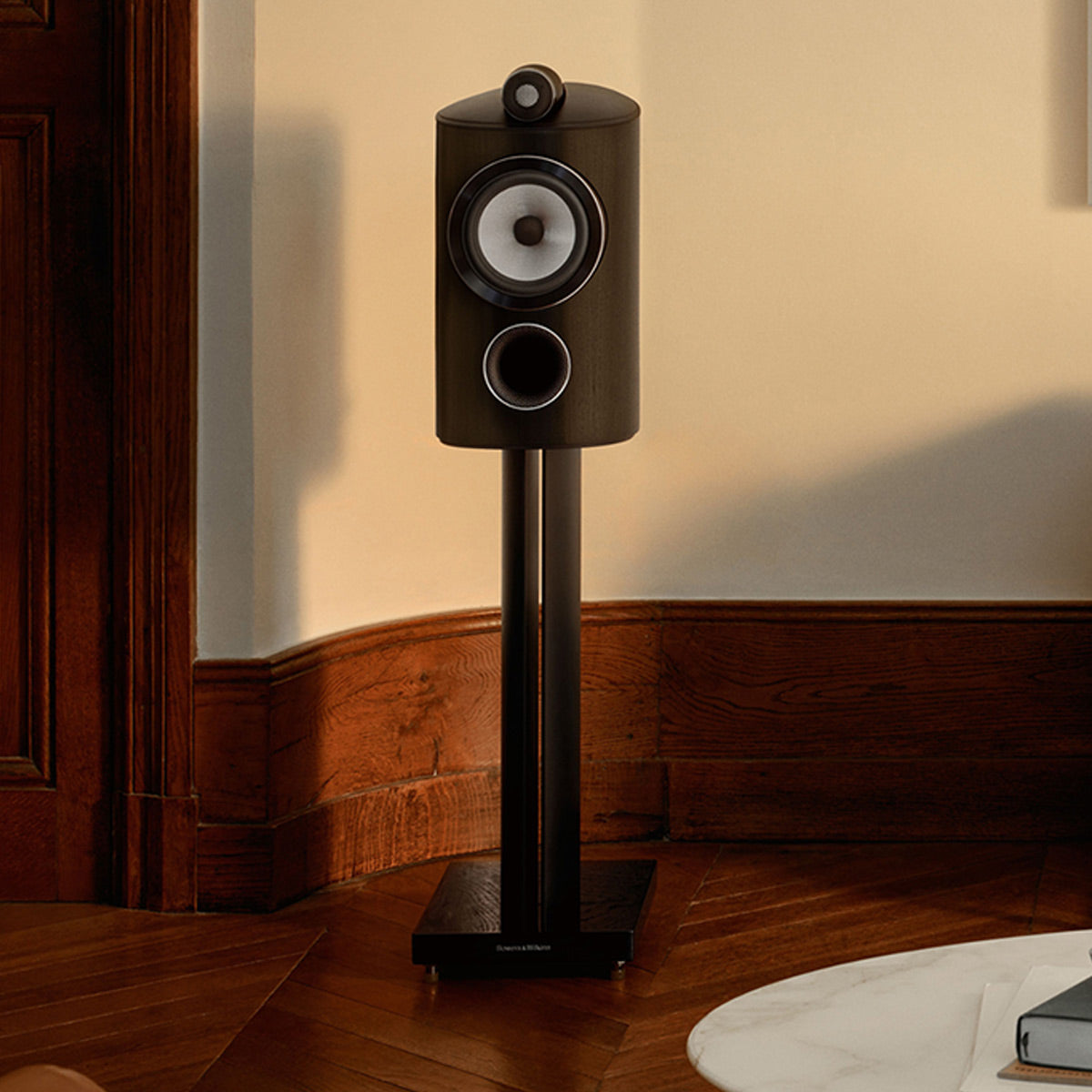 Bowers & Wilkins 805 D5 Diamond Series 3-Way Bookshelf Speaker - Each (Dark Walnut)