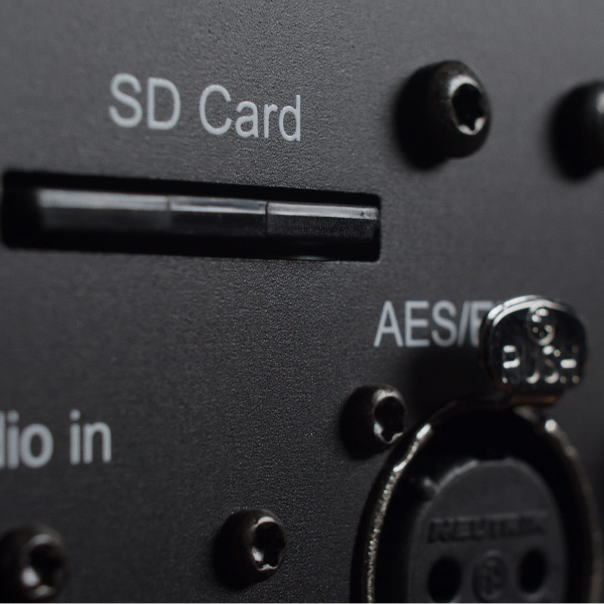 Lyngdorf Audio MP-40 2.1 Surround Sound Processor
