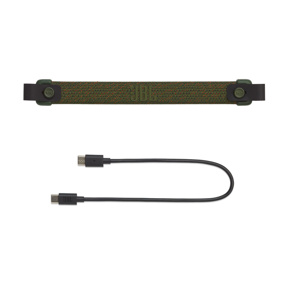JBL CHARGE 6 Waterproof Portable Speaker Bundle with gSport Carbon Fiber Case (Camo)