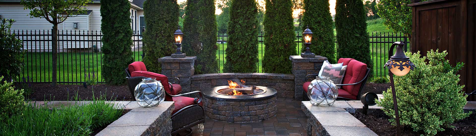 Sonance Landscape Series : Outdoor Speakers and Lighting