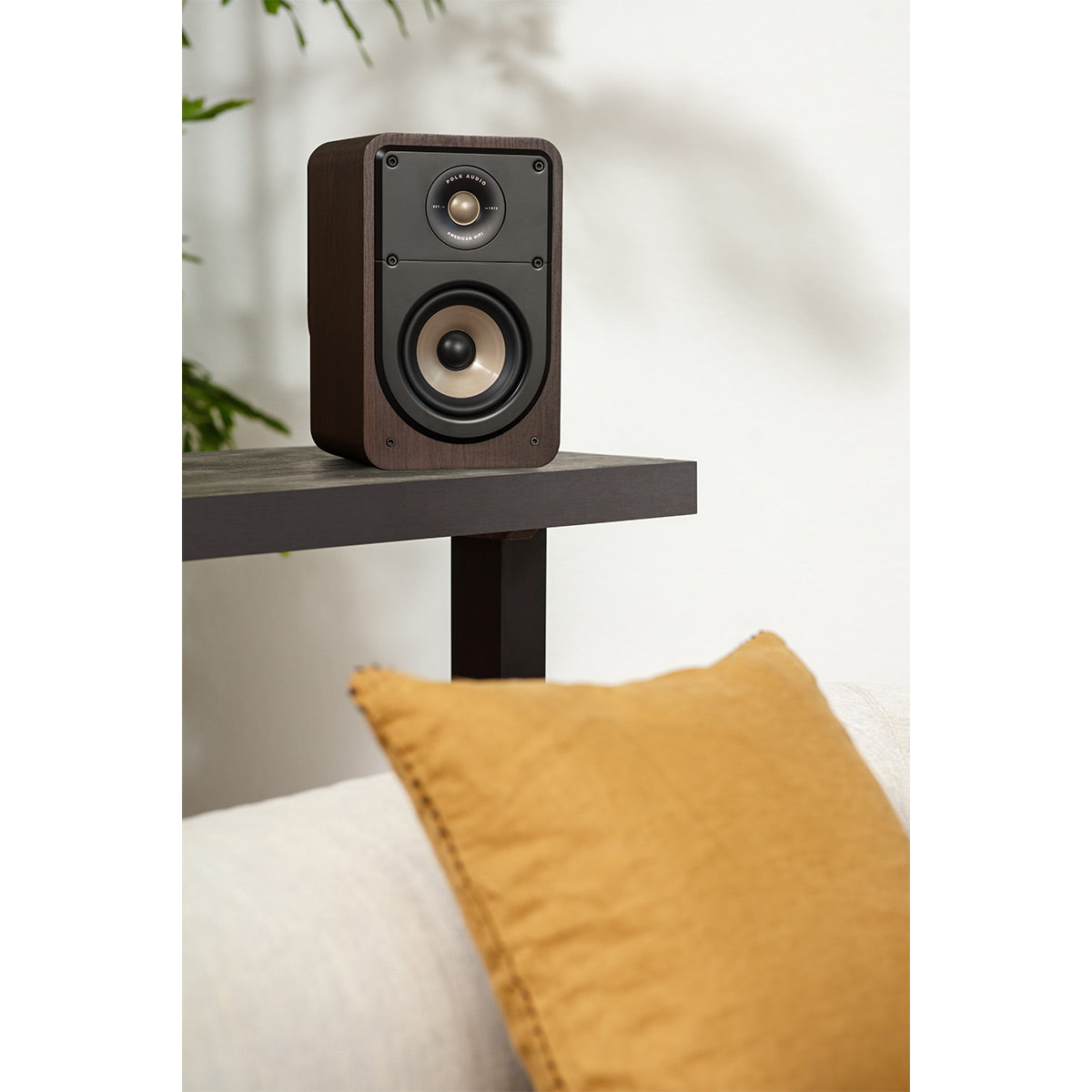 Polk Audio Signature Elite ES15 Compact Bookshelf Speakers - Pair (Walnut)