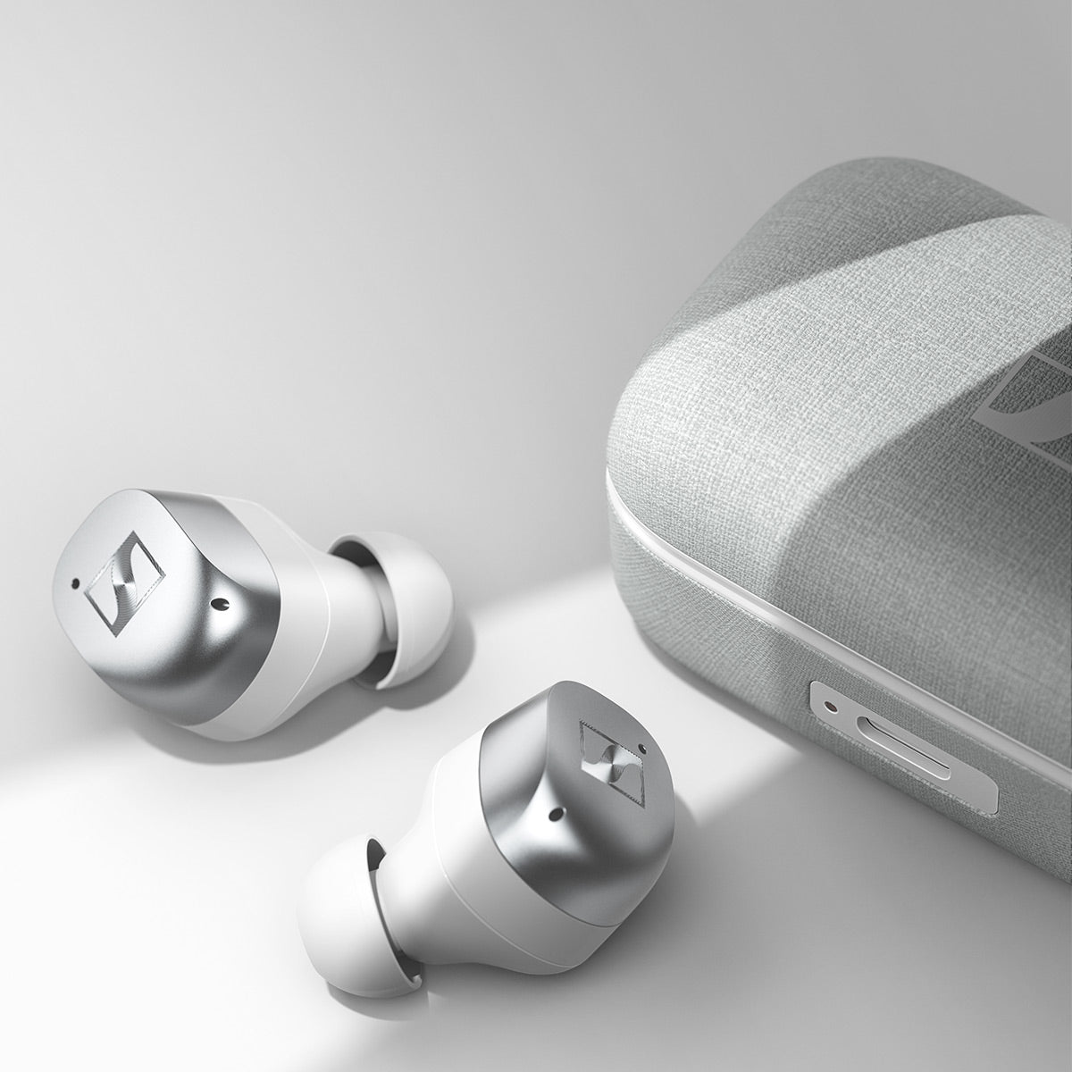 Sennheiser Momentum True Wireless 4 Earbuds (White Silver)
