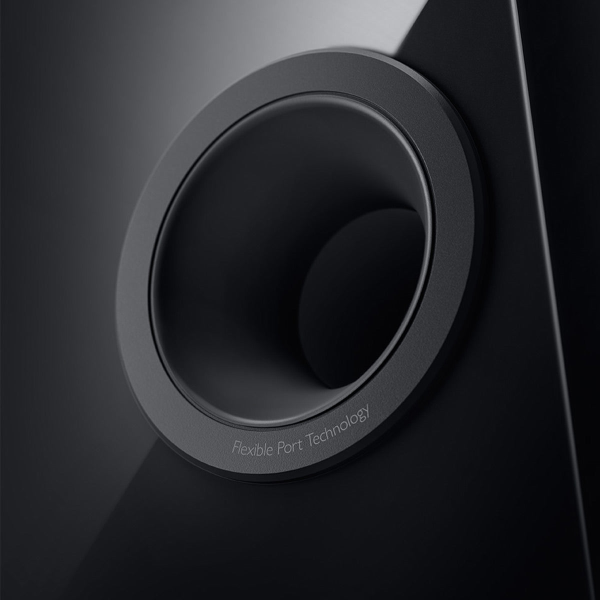 KEF R11 Meta Floorstanding Speaker - Each (Gloss Black)