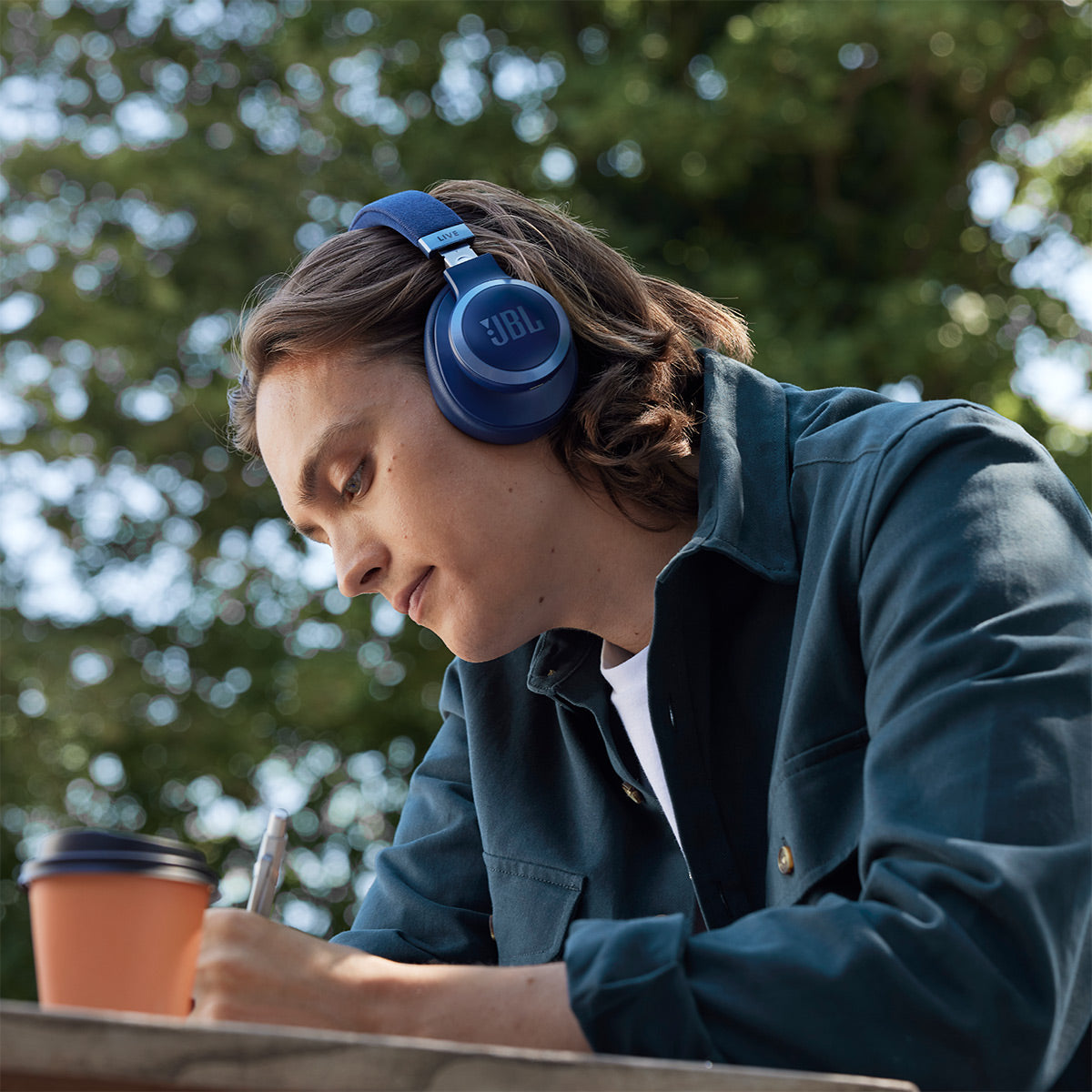 JBL Live 770NC Wireless Over-Ear Adaptive Noise Cancelling Headphones (Blue)