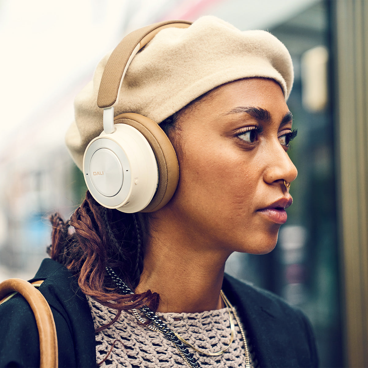 Dali IO-8 Wireless Headphones Bundle with Bluesound NODE ICON Music Streamer (Caramel White)