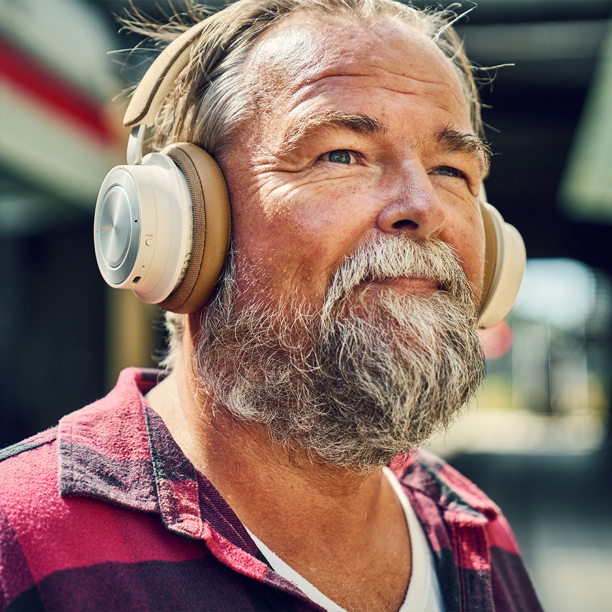 Dali IO-8 Wireless Headphones Bundle with Bluesound NODE ICON Music Streamer (Caramel White)