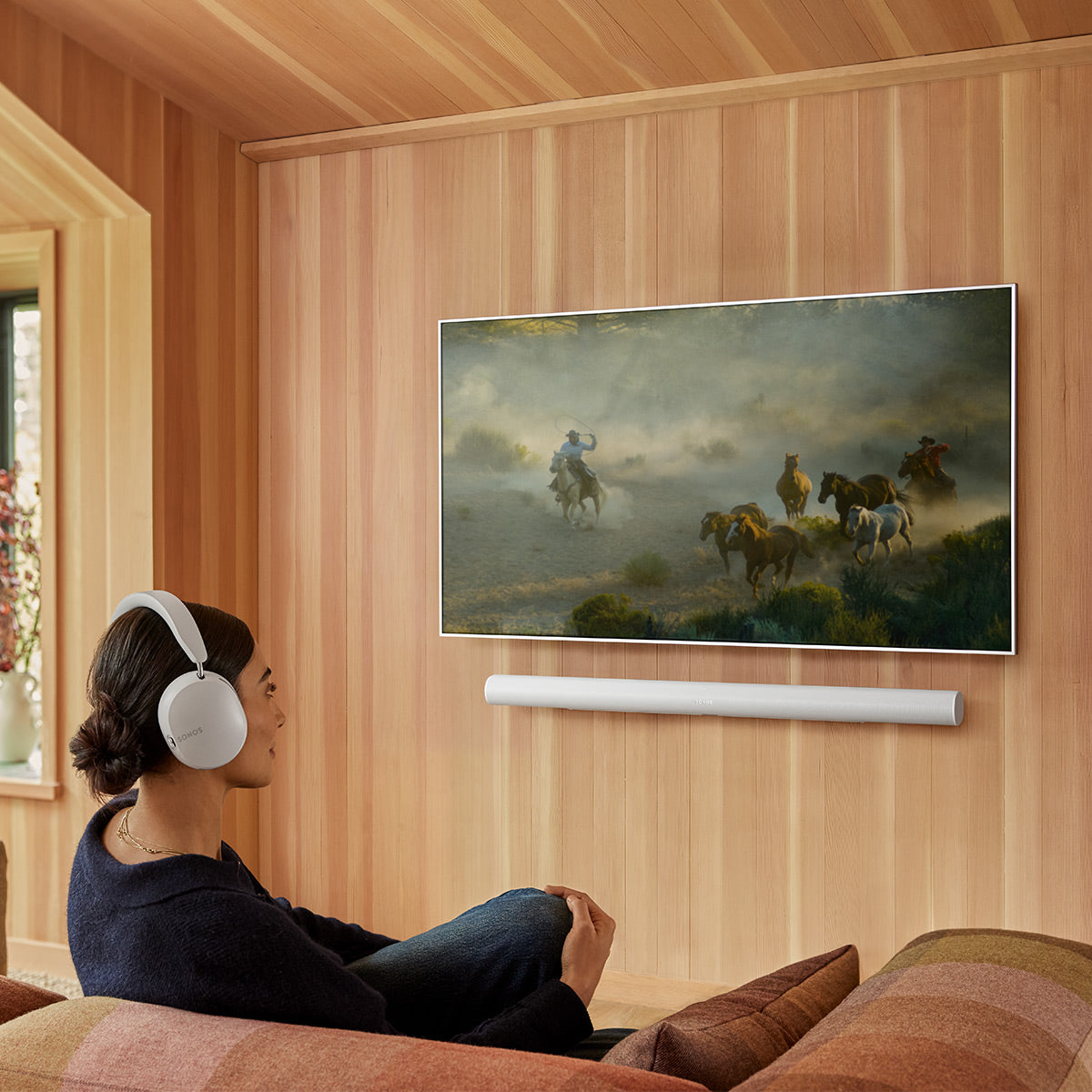 Sonos Ultimate Immersive Set with Arc Ultra Sound Bar, Sub 4 Wireless Subwoofer, and Pair of Era 300 Wireless Speakers (White)