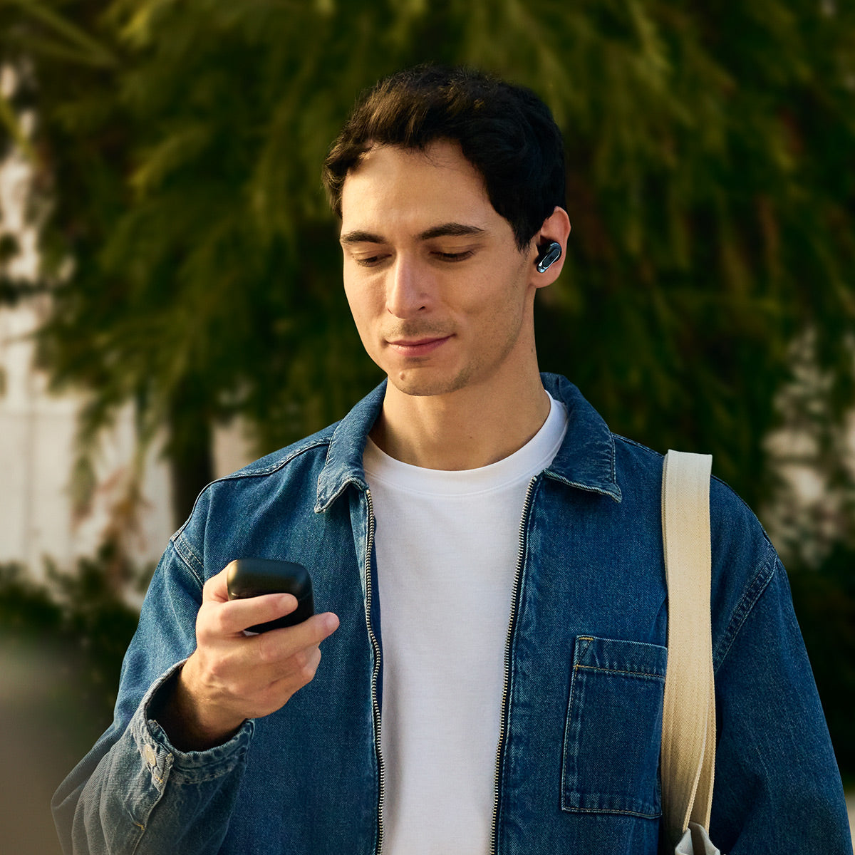 JBL TOUR Pro 3 Noise Cancelling True Wireless Earbud with gSport Case (Black)