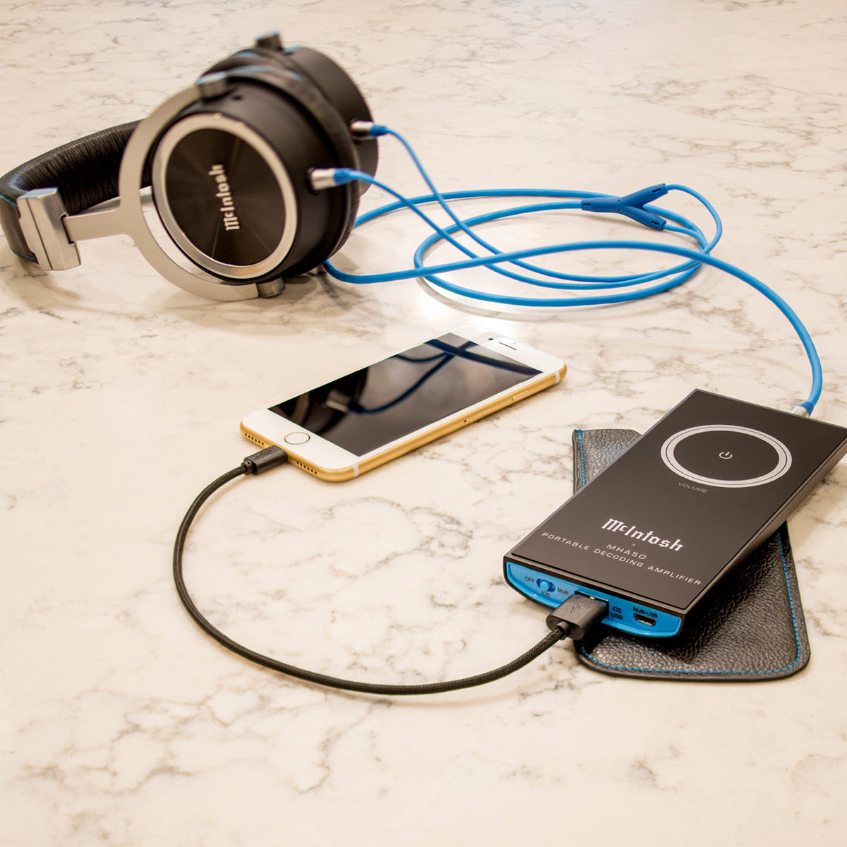 McIntosh MHA50 Portable Decoding Headphone Amplifier