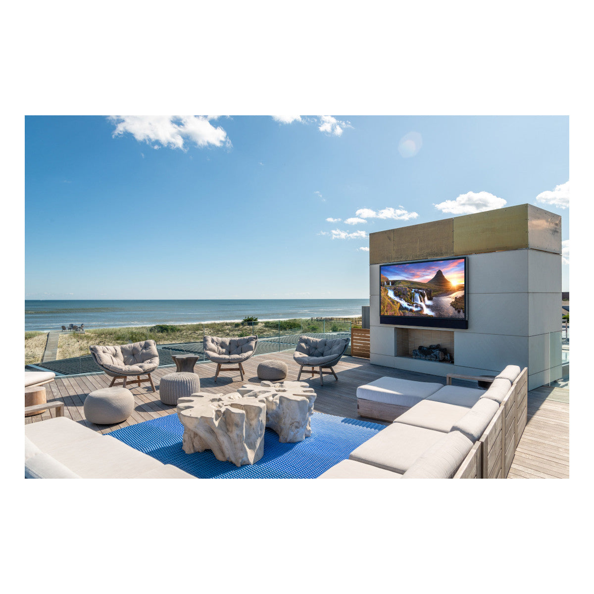 Seura STM3-86-U 86" Ultra Bright Outdoor Television