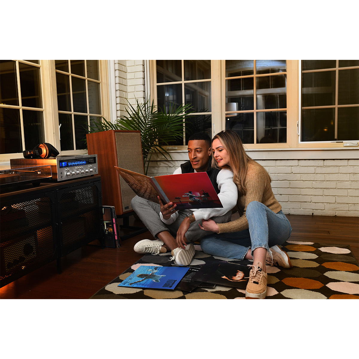 KLH Model Five 3-way 10-inch Acoustic Suspension Floorstanding Speaker - Each (Mahogany)