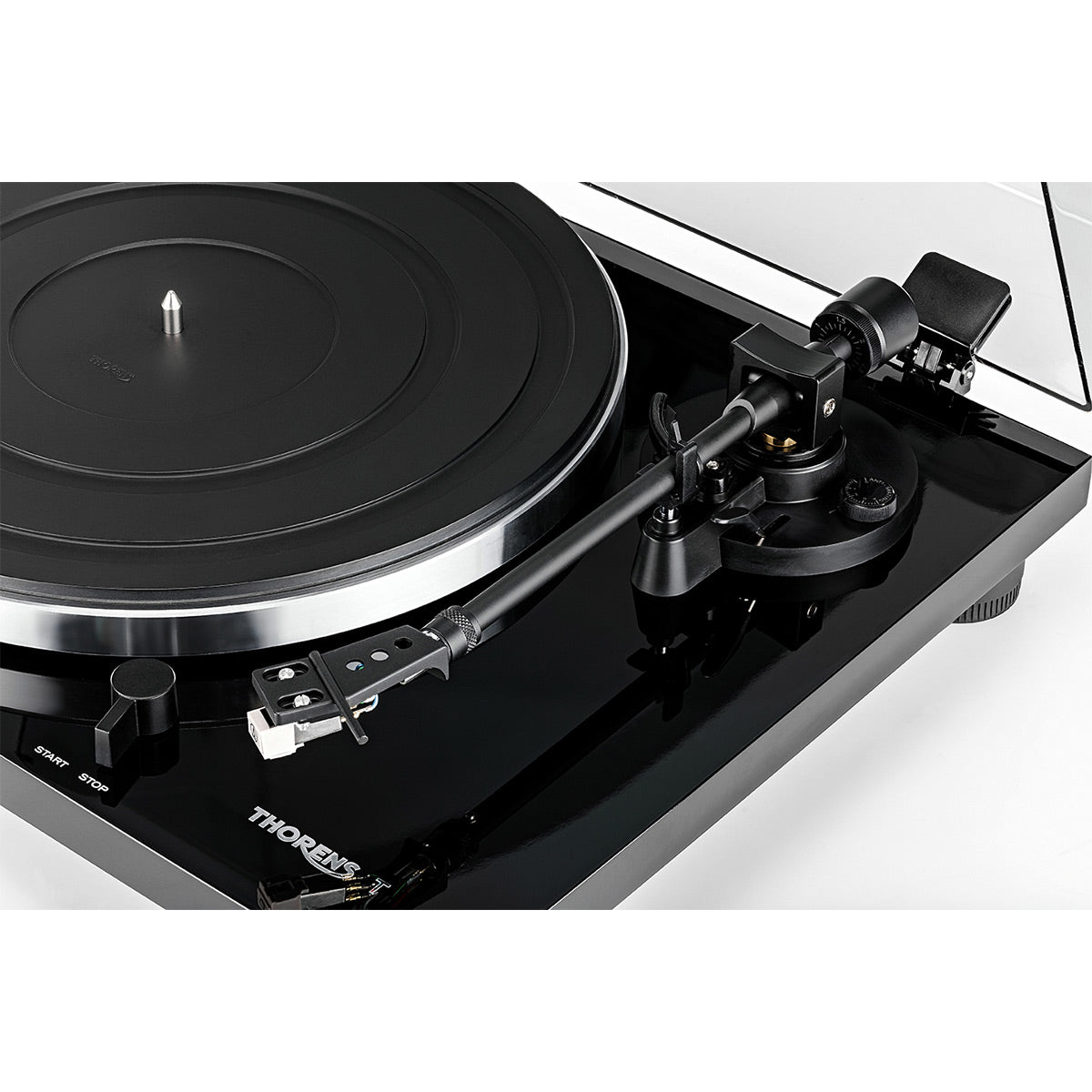 Thorens TD 201 Manual Two-Speed Turntable with Built-In Preamp (Black High Gloss)
