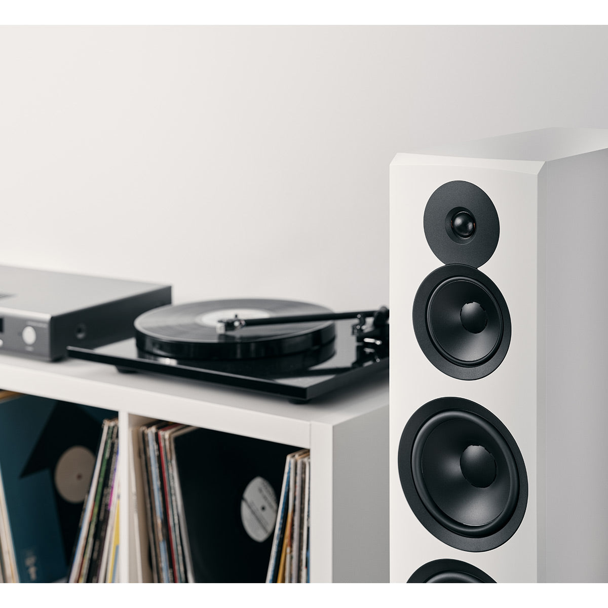 Dynaudio Emit 50 Floorstanding Loudspeakers - Pair (White Satin)