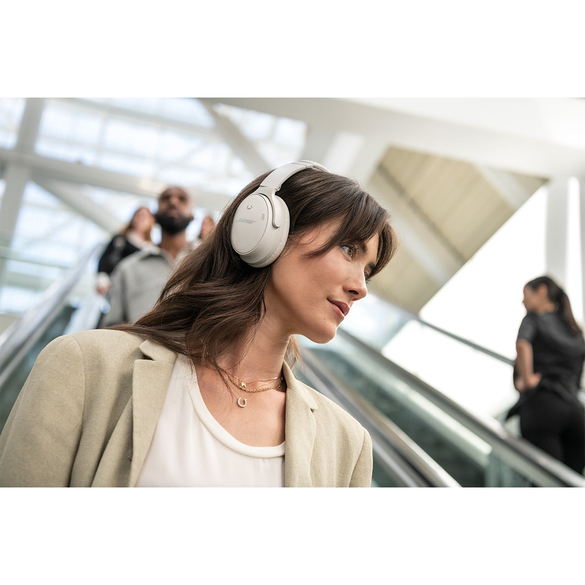 Bose QuietComfort 45 Wireless Noise Canceling Headphones (White