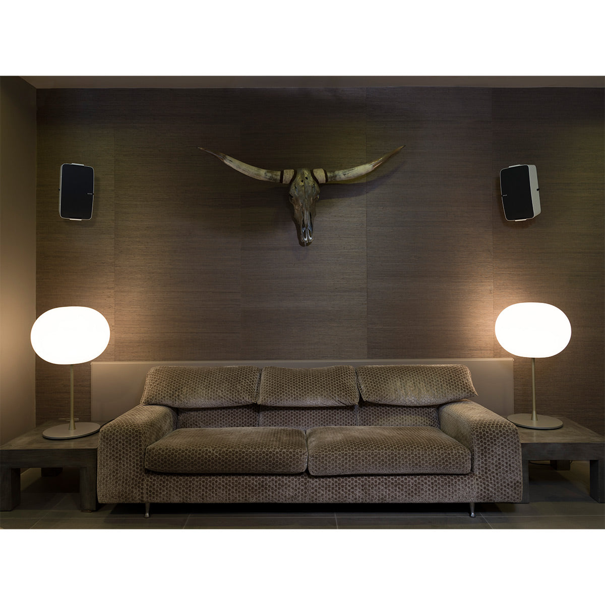 Flexson Vertical Wall Mount for Sonos Five and Play:5 (White) - Each
