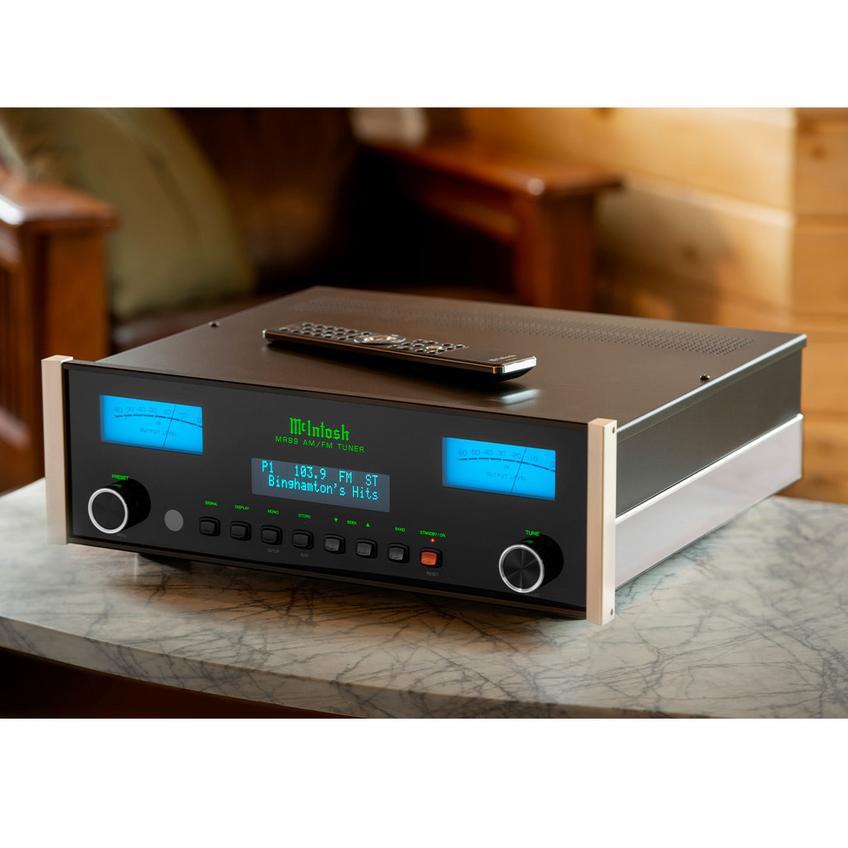 McIntosh MR89 AM/FM Tuner