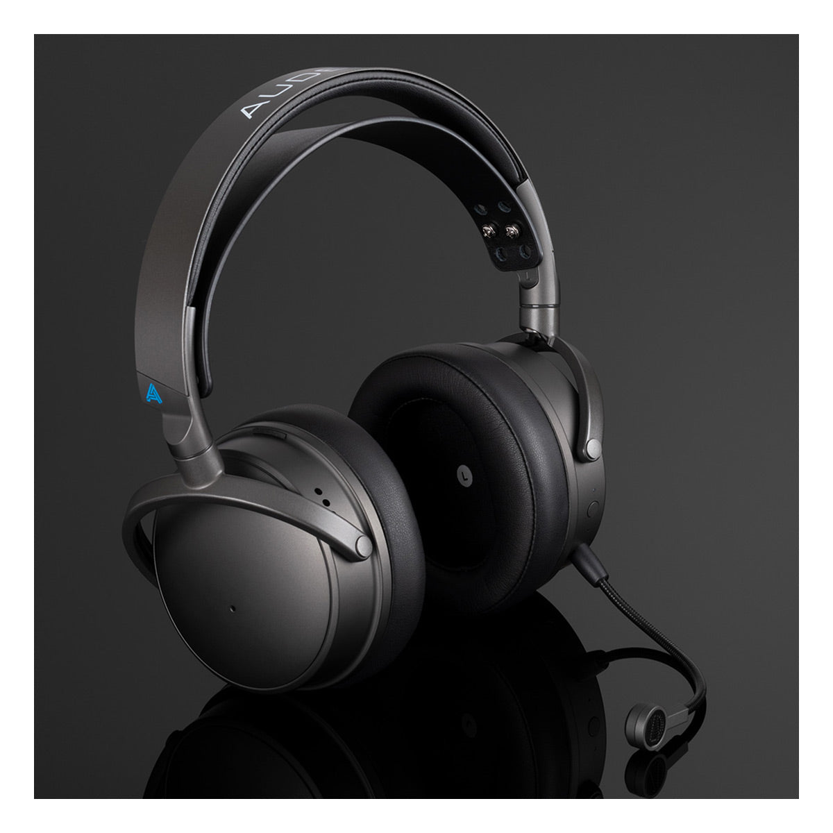 Audeze Maxwell Wireless Gaming Headset for Playstation, Windows, macOS, Android, iOS, and Nintendo Switch with Tempest 3D Audio