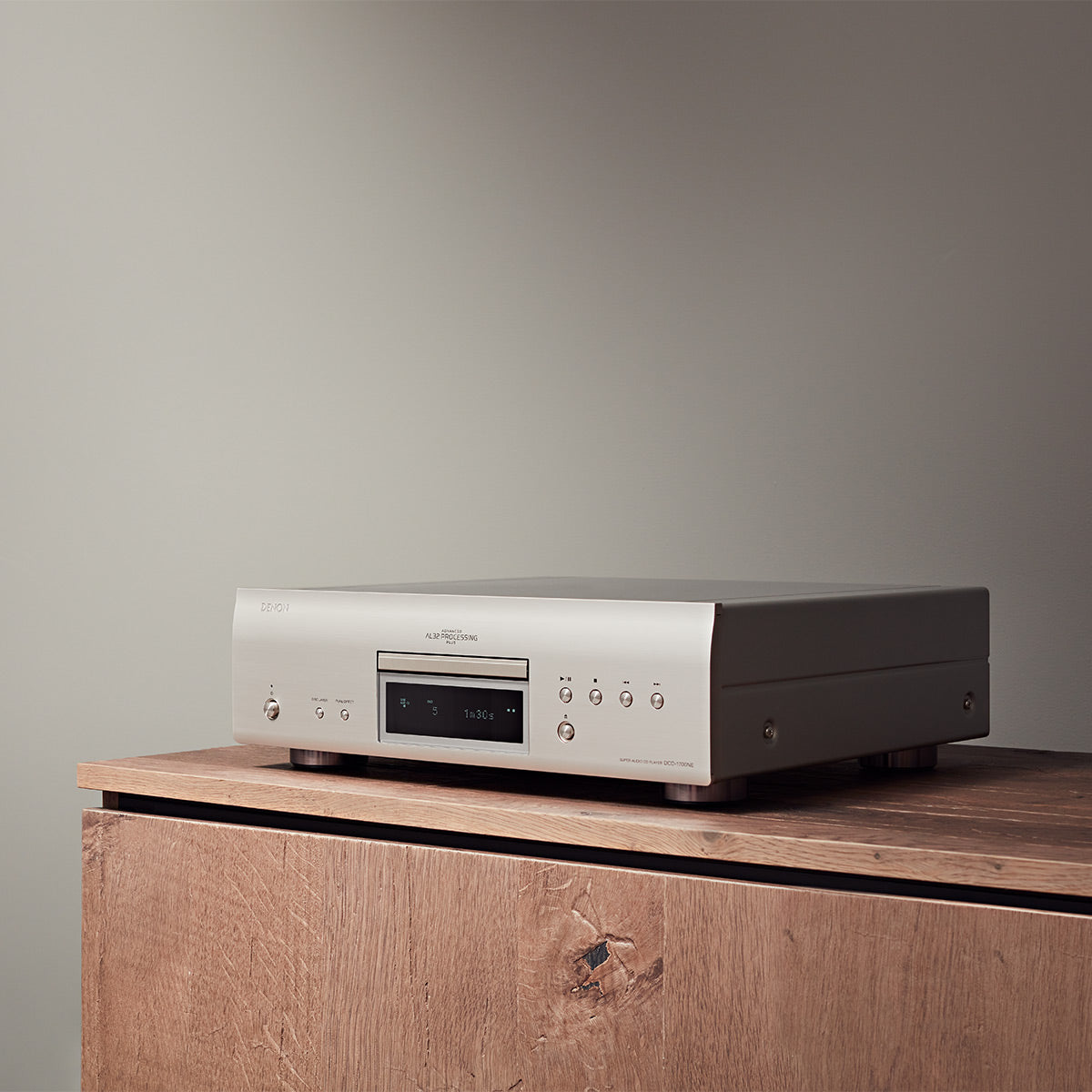 Denon DCD-1700NE CD/SACD Player with Advanced AL32 Processing Plus (Silver)