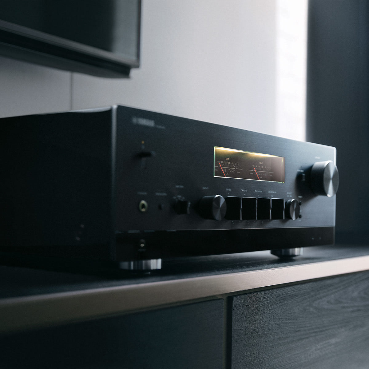 Yamaha R-N2000A Hi-Fi Network Receiver (Black)