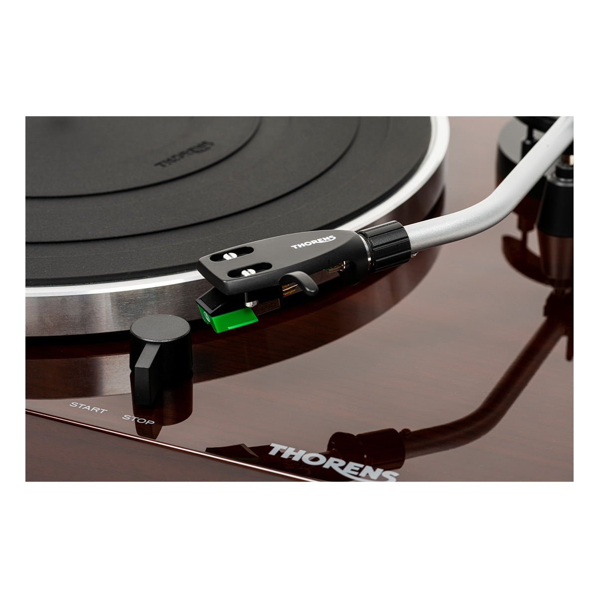 Thorens TD 204 Manual Two-Speed Turntable with Built-In Preamp & Pre-Installed Audio Technica AT95E Cartridge (High Gloss Walnut)