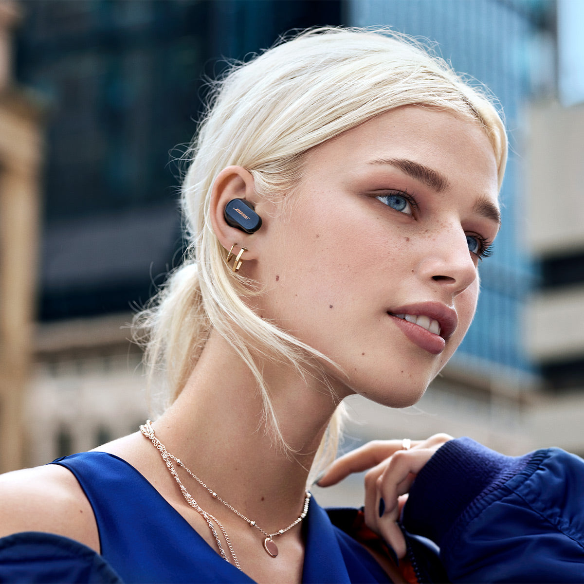 Bose QuietComfort Earbuds II True Wireless with Personalized Noise Cancellation (Limited Edition Midnight Blue)