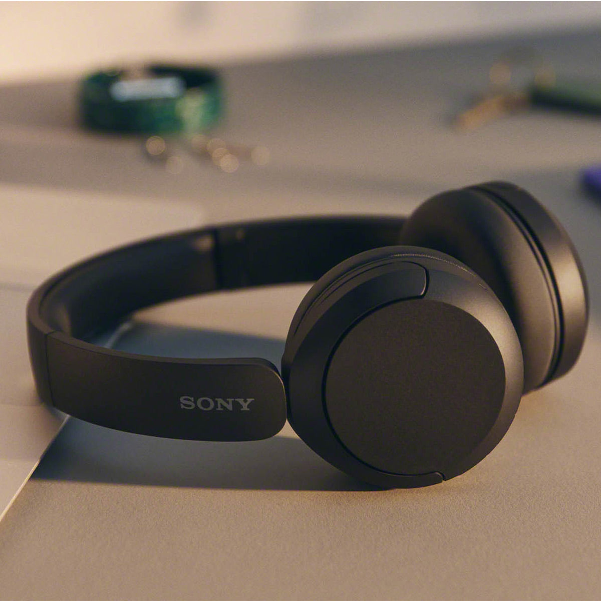 Sony WH-CH520 Compact Wireless Bluetooth On-Ear Headphones (Black) with  Stand 