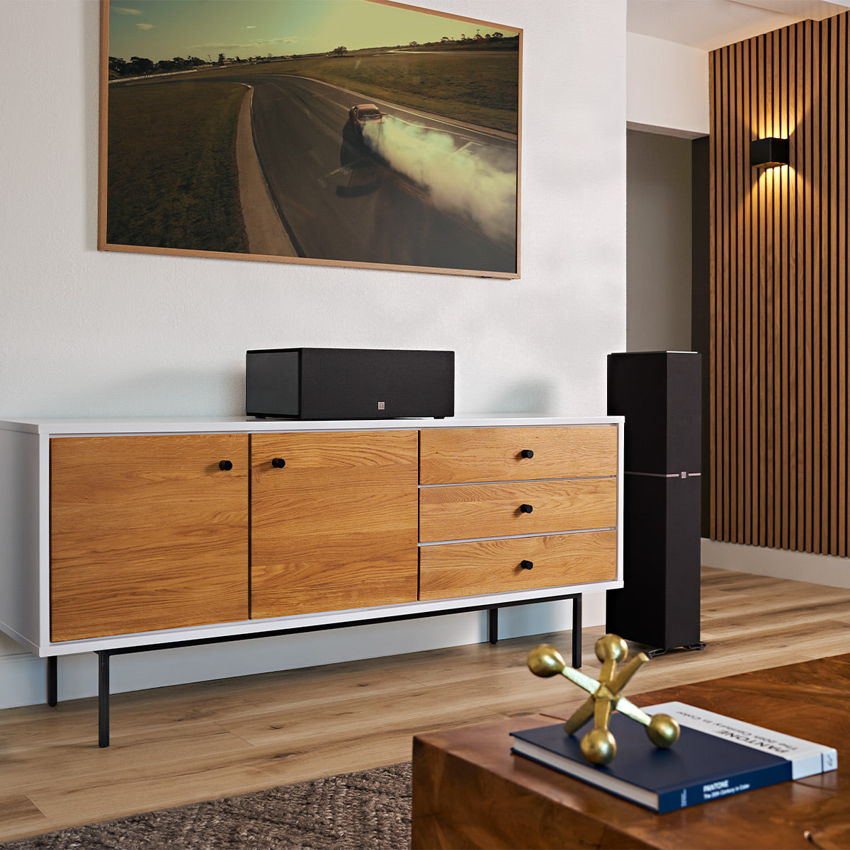 Definitive Technology Dymension DM40 Slim Bipolar Floorstanding Speaker