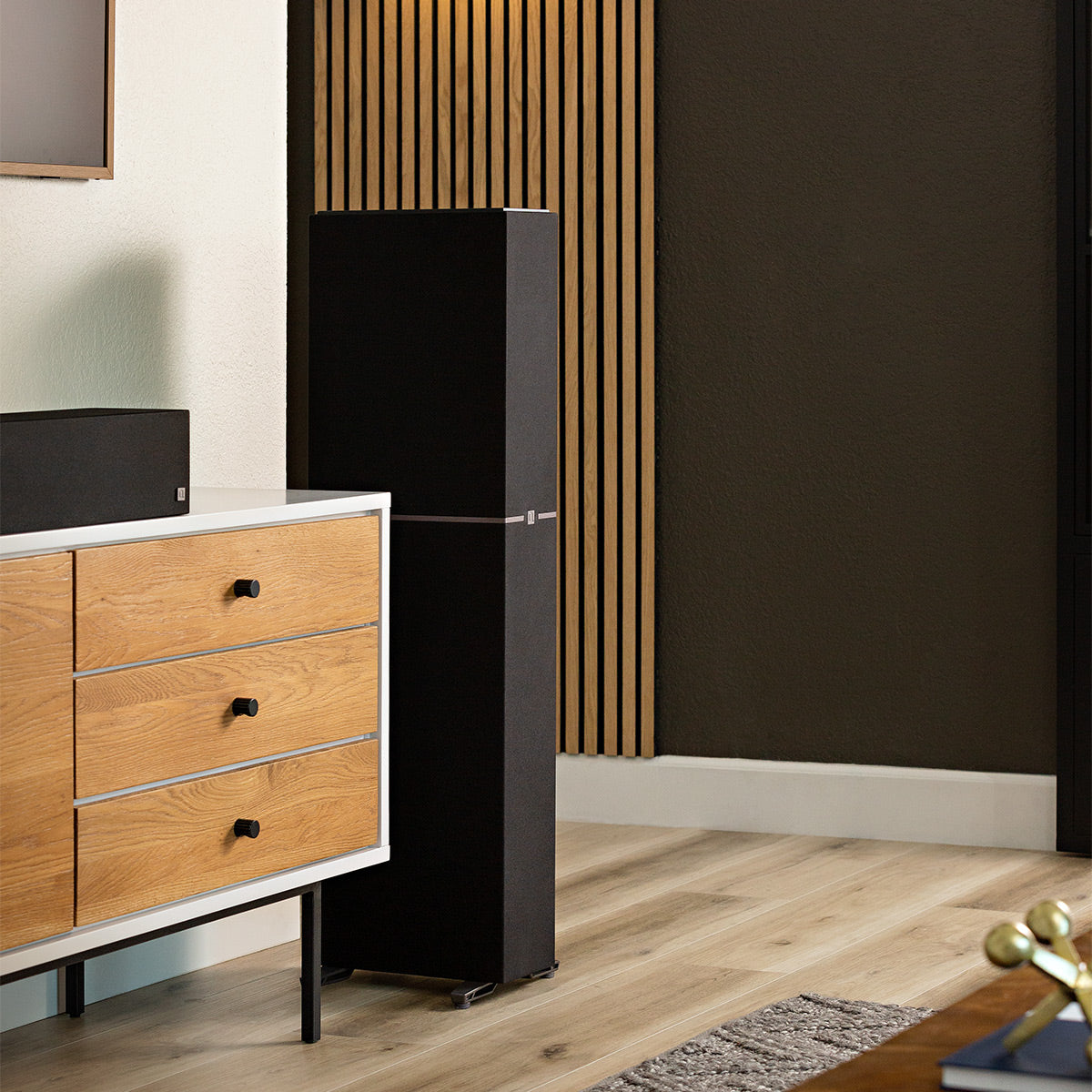 Definitive Technology Dymension DM60 Mid-Size Bipolar Floorstanding Speaker with Built-In 8" Powered Subwoofer