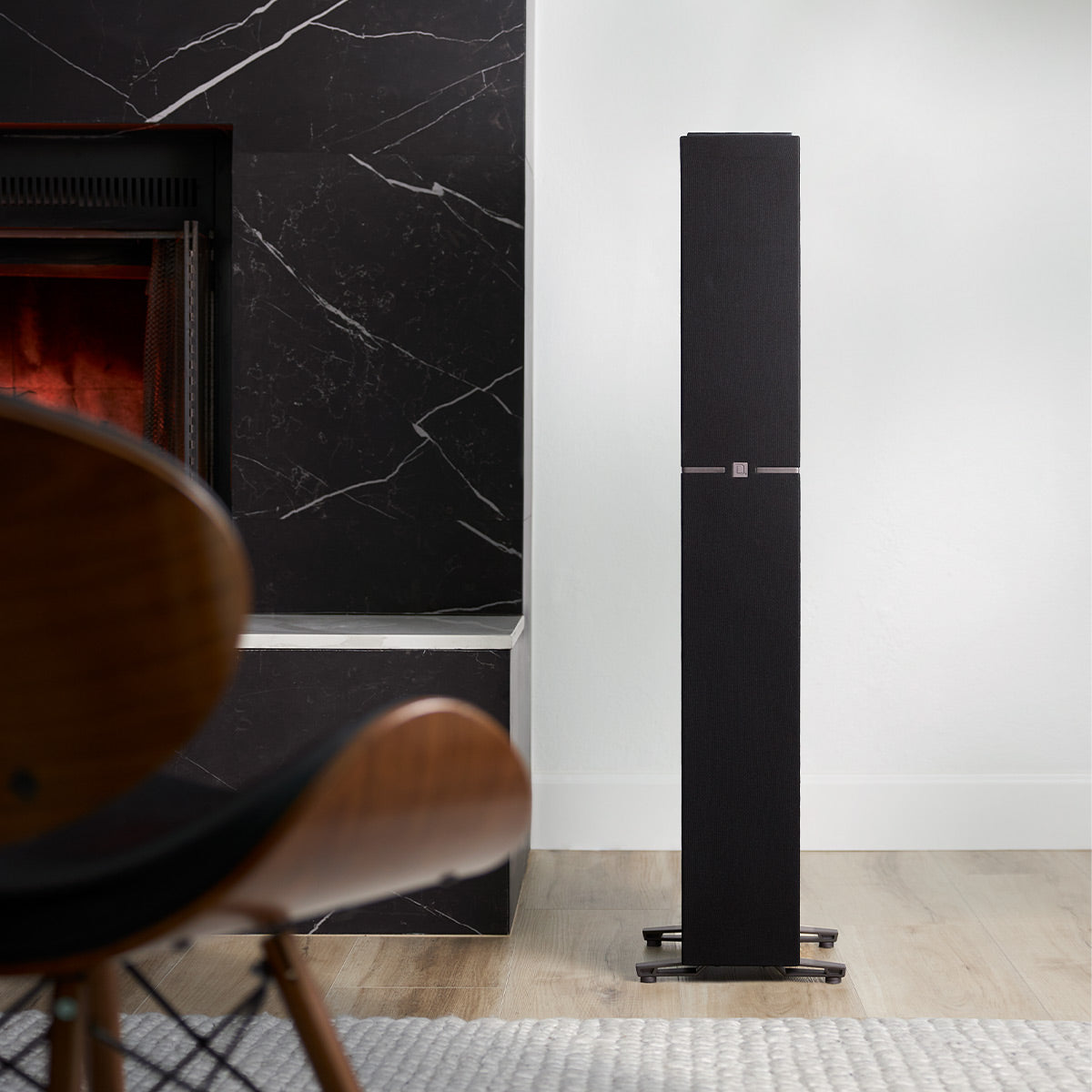Definitive Technology Dymension DM60 Mid-Size Bipolar Floorstanding Speaker with Built-In 8" Powered Subwoofer