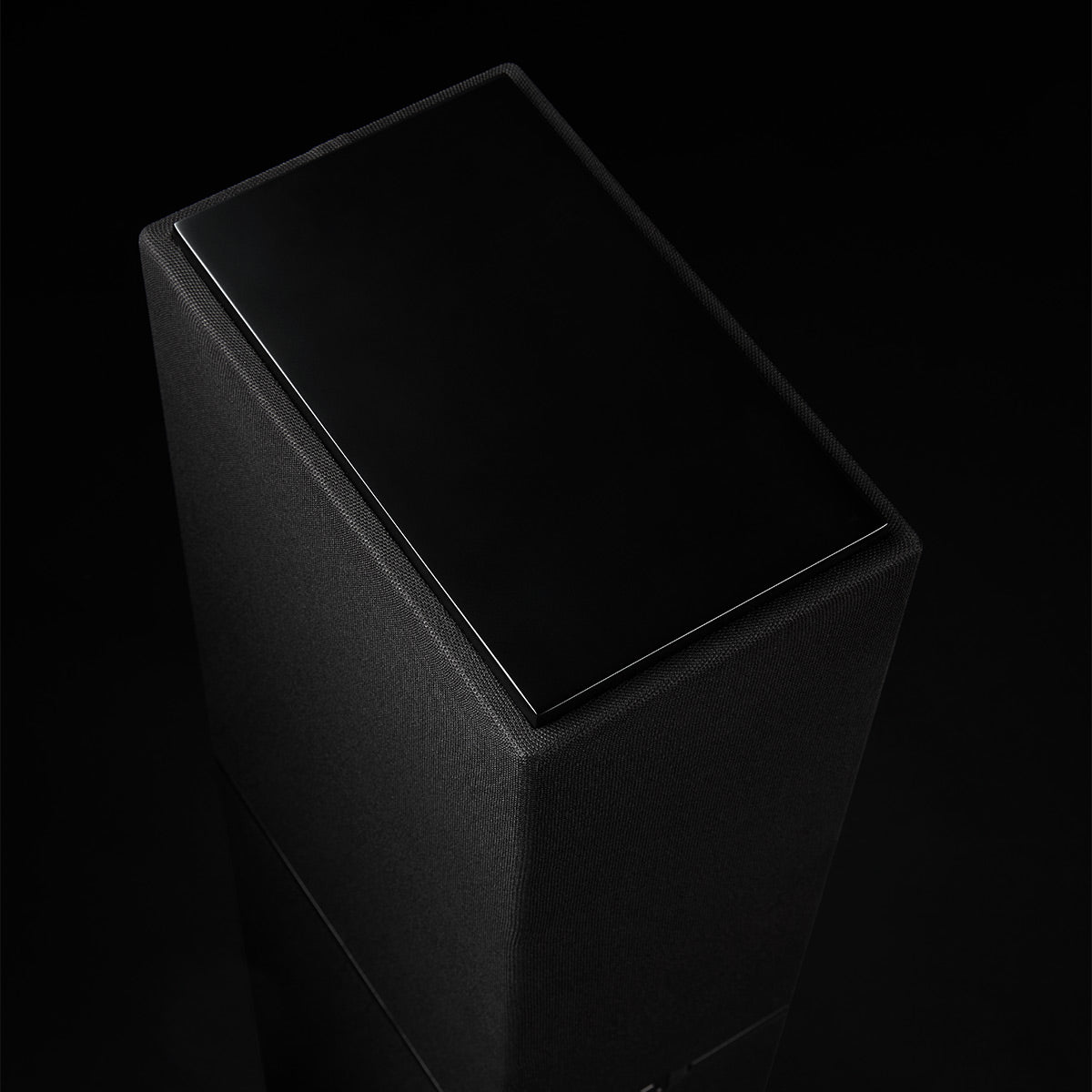 Definitive Technology Dymension DM60 Mid-Size Bipolar Floorstanding Speaker with Built-In 8" Powered Subwoofer