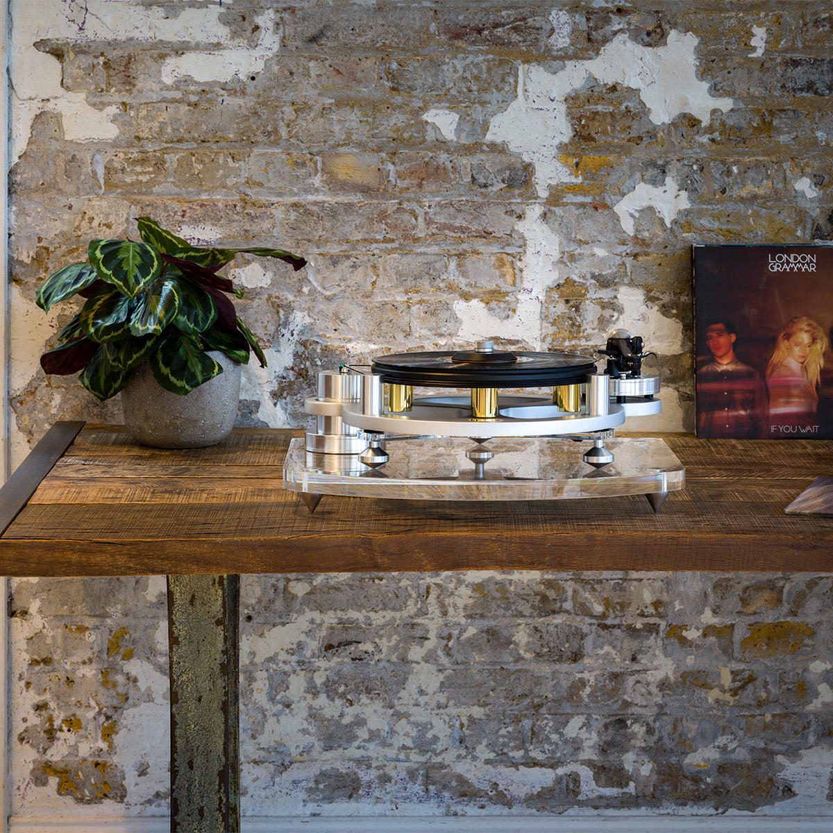 Michell Engineering Gyro SE Turntable with TecnoArm 2 Tonearm (Silver)