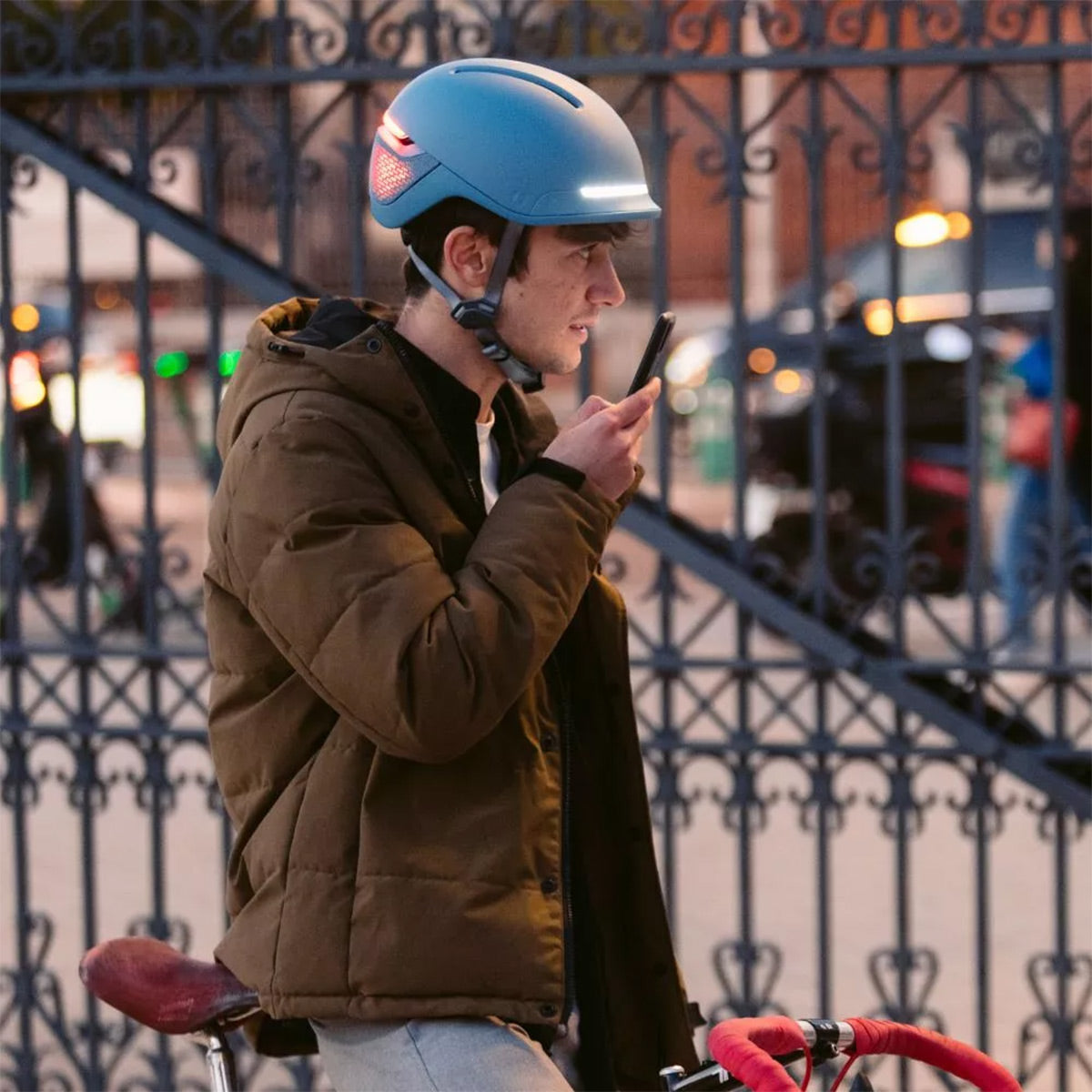 Unit 1 Small FARO Smart Helmet with IPX-6 Rating and Mips Impact Safety System (Maverick)