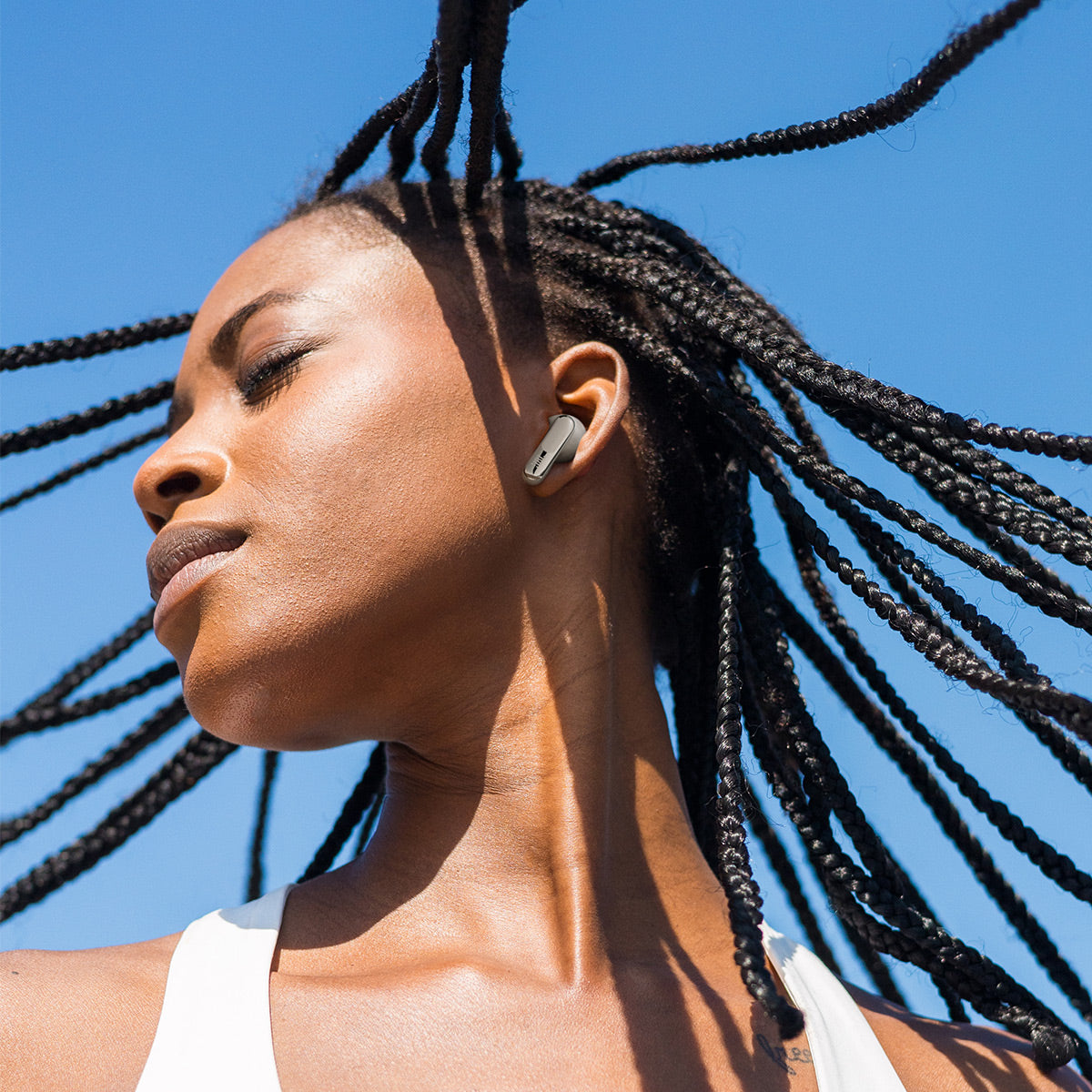 JBL Live Beam 3 True Wireless Noise Cancelling Earbud Bundle with gSport Case (Silver)