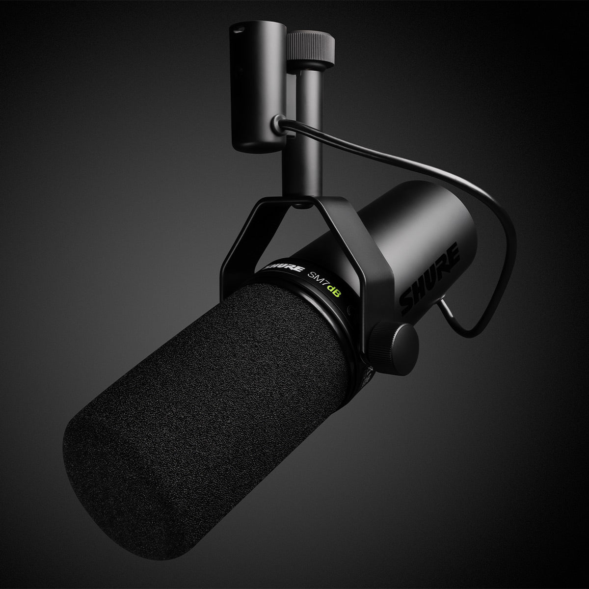 Shure SM7dB Cardioid Dynamic Vocal Microphone with Built-In Active Preamp