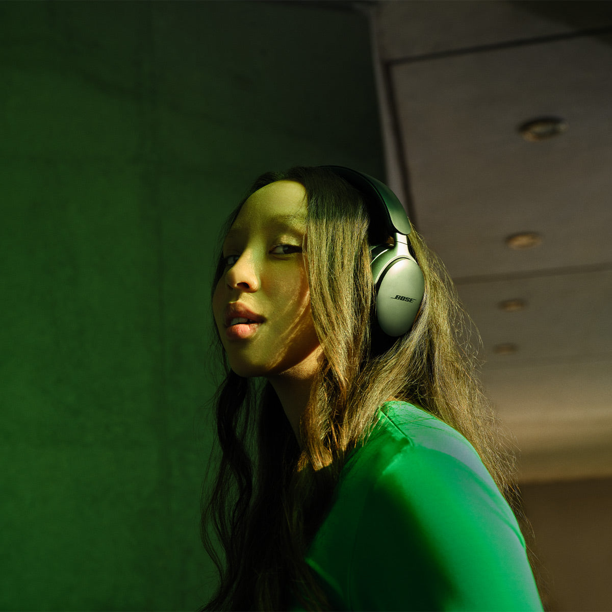 Bose Wireless Headphone Bundle with QuietComfort Ultra Wireless Noise Cancelling Headphones and QuietComfort Noise Cancelling Headphones (Black/Cypress Green)