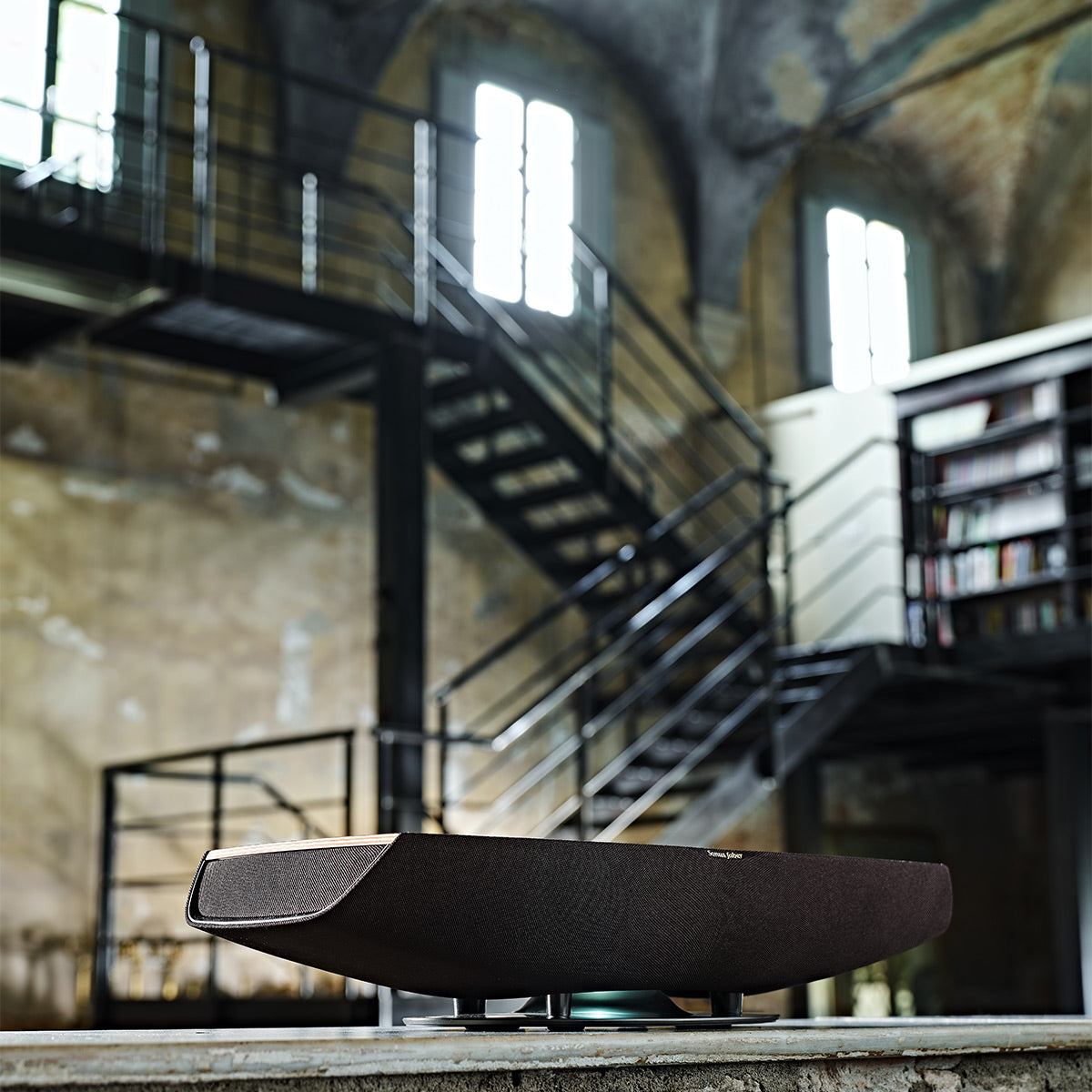 Sonus faber Omnia Wireless Speaker - Each (Walnut)