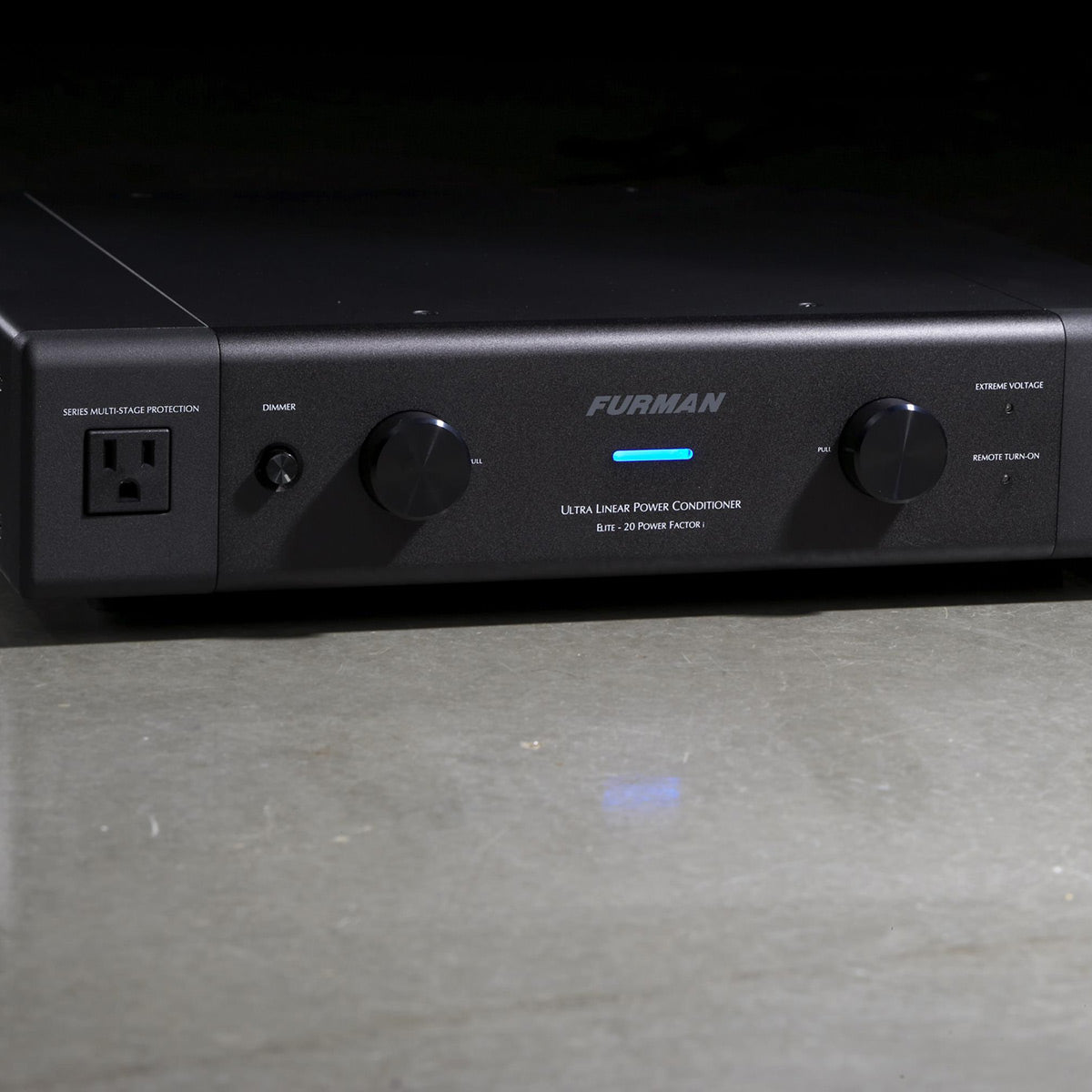 Furman ELITE20 PF i Ultra-Linear AC Power Conditioner