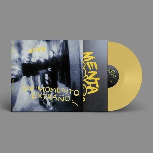Un Momento Extano - Yellow Vinyl - Vinyl LP